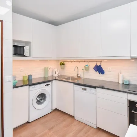 Beautiful Porto Gaia - Views, Metro & Free Parking Apartment Vila Nova de Gaia